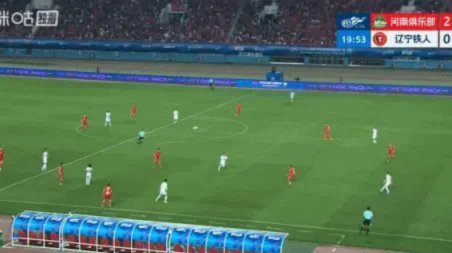 半场：蓉城1-0河南，索罗金破门，杨明洋、钟义浩染黄