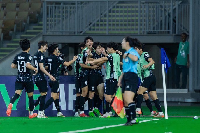 让我们来看看U17对日本这场比赛15号的球都是怎么传的？