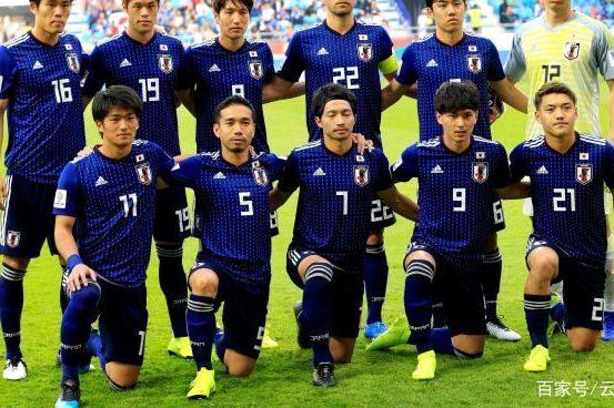 日本人口是挪威22倍，为什么日本足球不比挪威强？