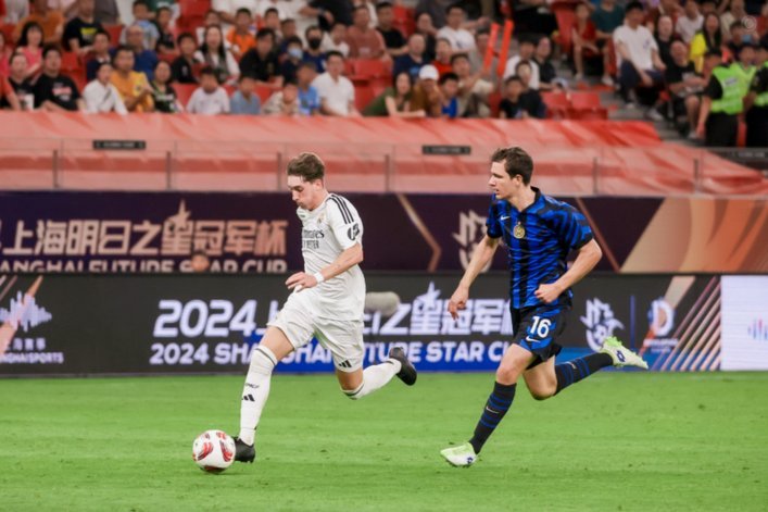 邝兆镭集锦：U17国少新星闪耀首战
